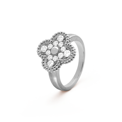 []CLOVER DIAMOND RING