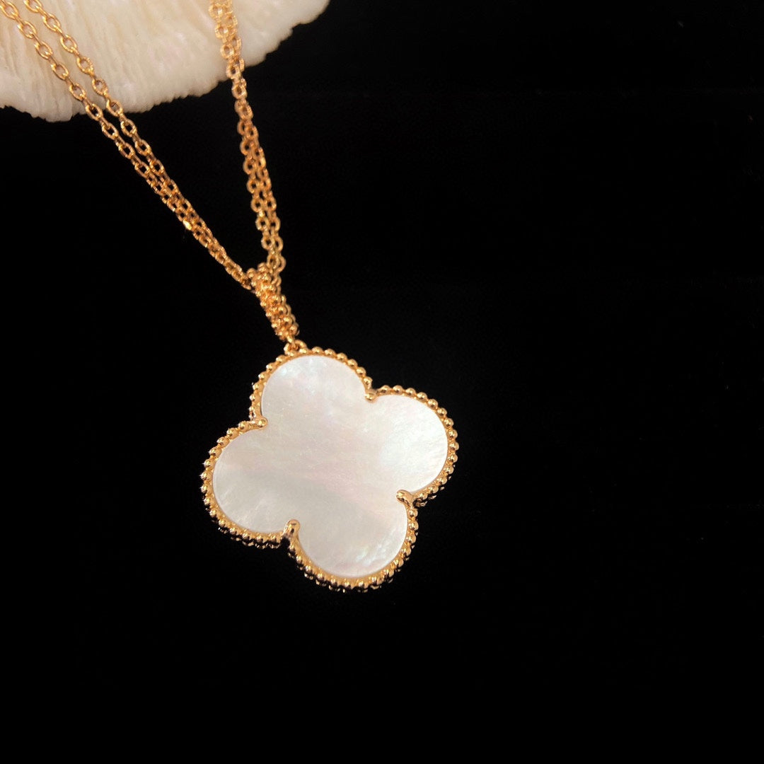 [Rose Jewelrys]CLOVER 25MM MOP LARGE PENDANT NECKLACE