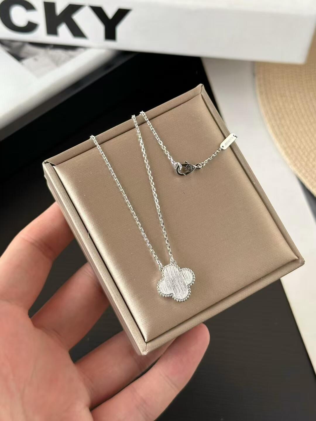 [Rose Jewelrys]2024 CHRISTMAS LIMITED EDITION CLOVER 15MM LASER NECKLACE