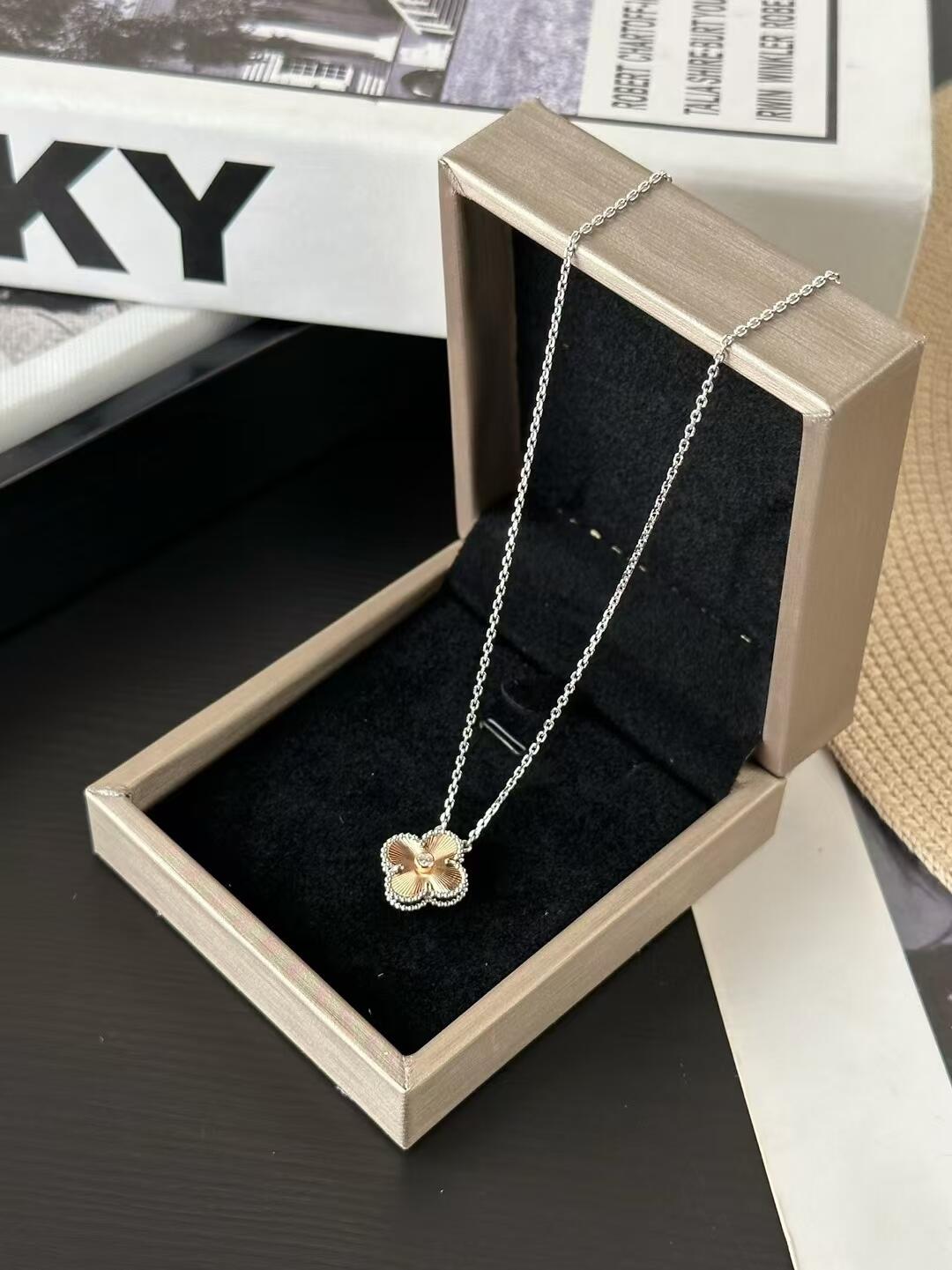 [Rose Jewelrys]2024 CHRISTMAS LIMITED EDITION CLOVER 15MM LASER NECKLACE