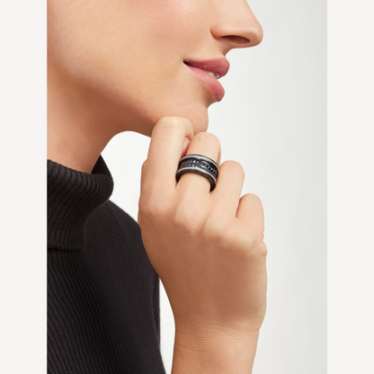 [Rose Jewelrys]ZERO 1 ROCK FOUR-BAND BLACK CERAMIC WITH STUDDED SPIRAL AND PAVED DIAMONDS RING