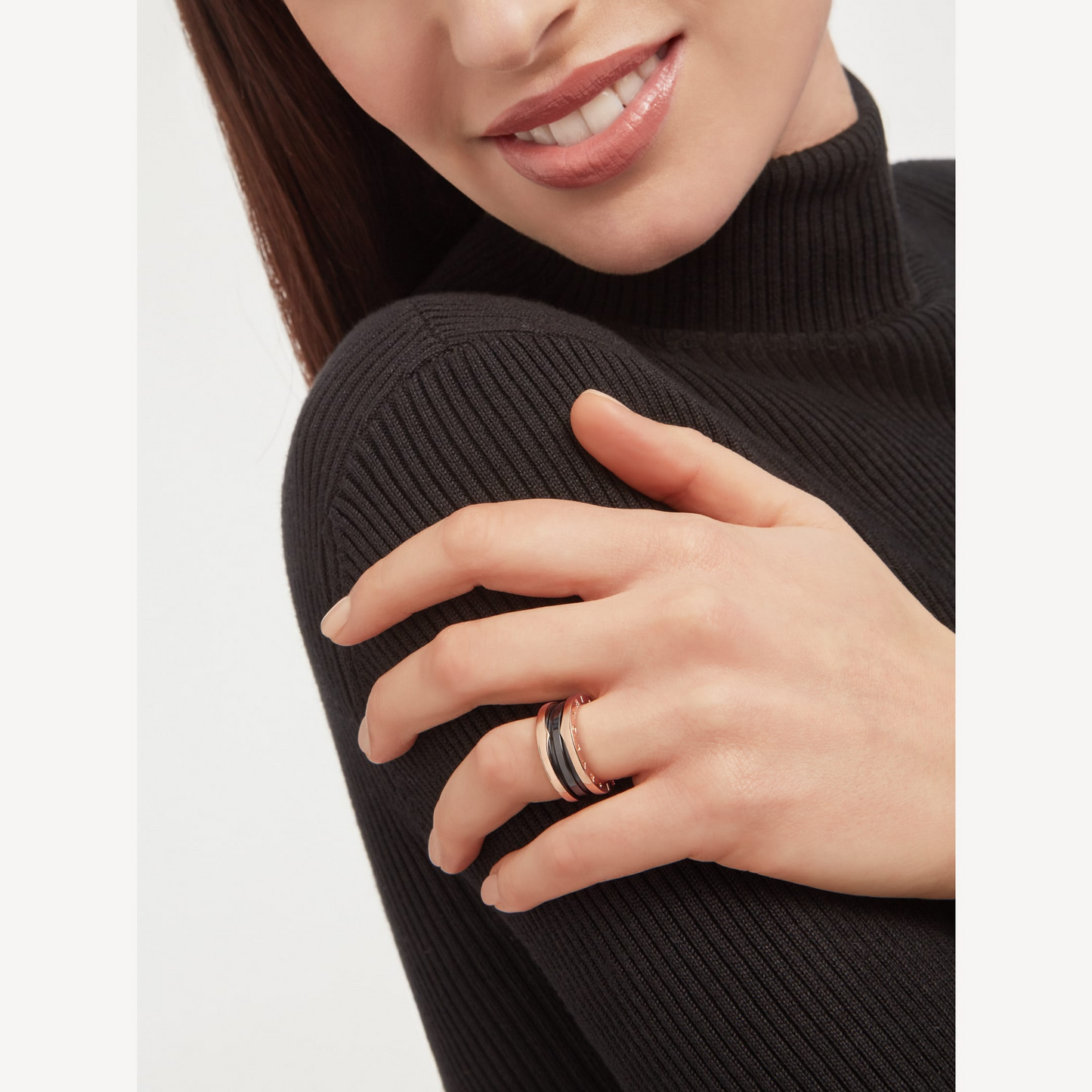 []ZERO 1 TWO-BAND LOOPS AND BLACK CERAMIC PINK GOLD RING