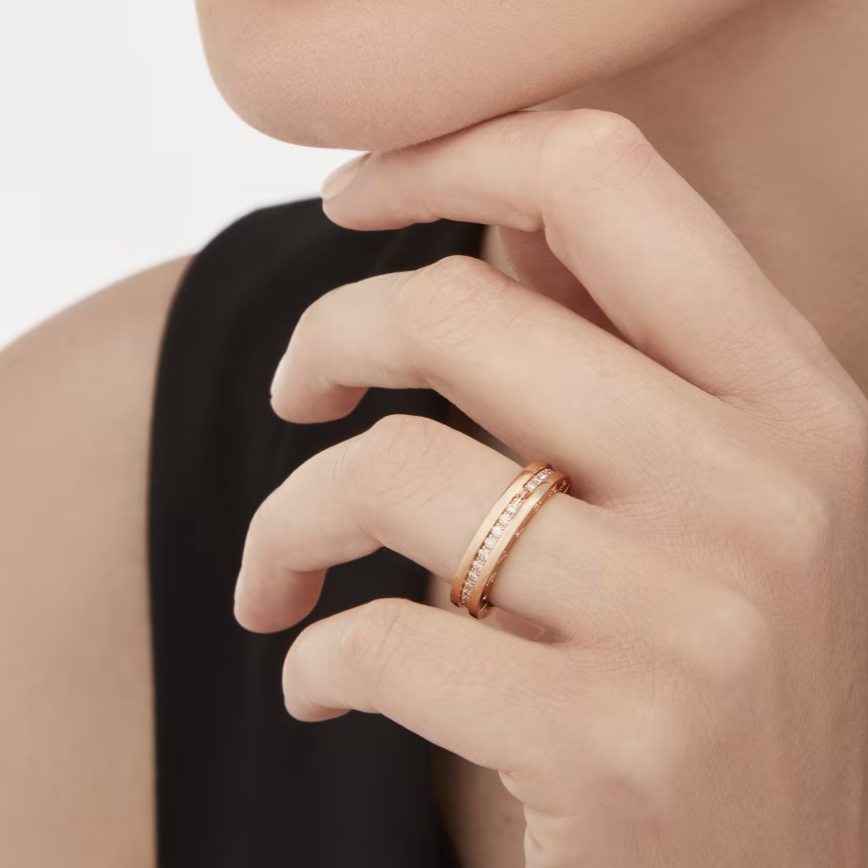 []ZERO 1 ONE-BAND PAVED DIAMONDS ON THE SPIRAL RING