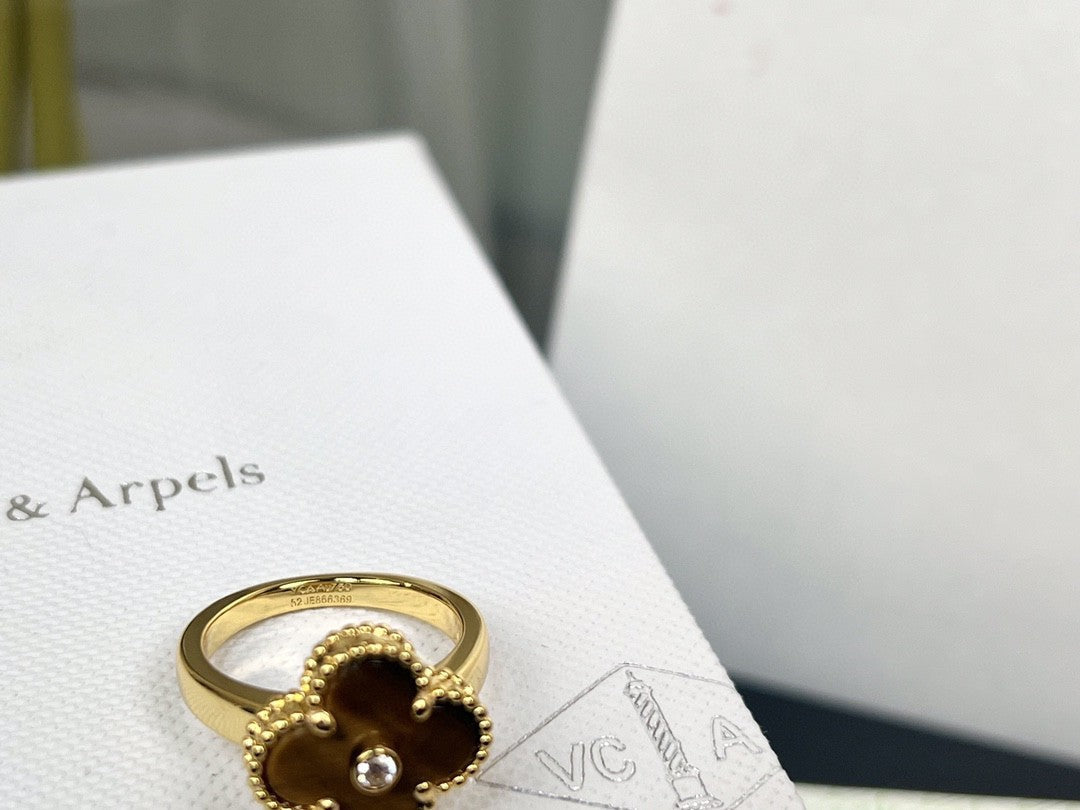 [Rose Jewelrys]CLOVER TIGER'S EYE RING GOLD DIAMOND