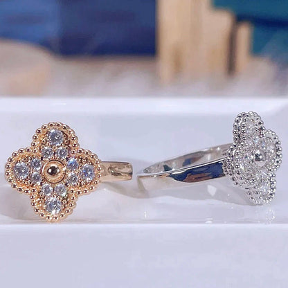 []CLOVER DIAMOND RING