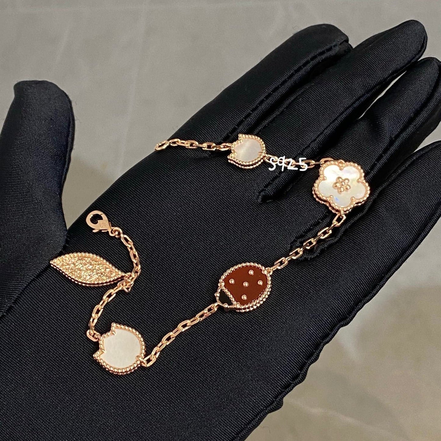 [Rose Jewelrys]LUCKY SPRING 5 MOTIF BRACELET