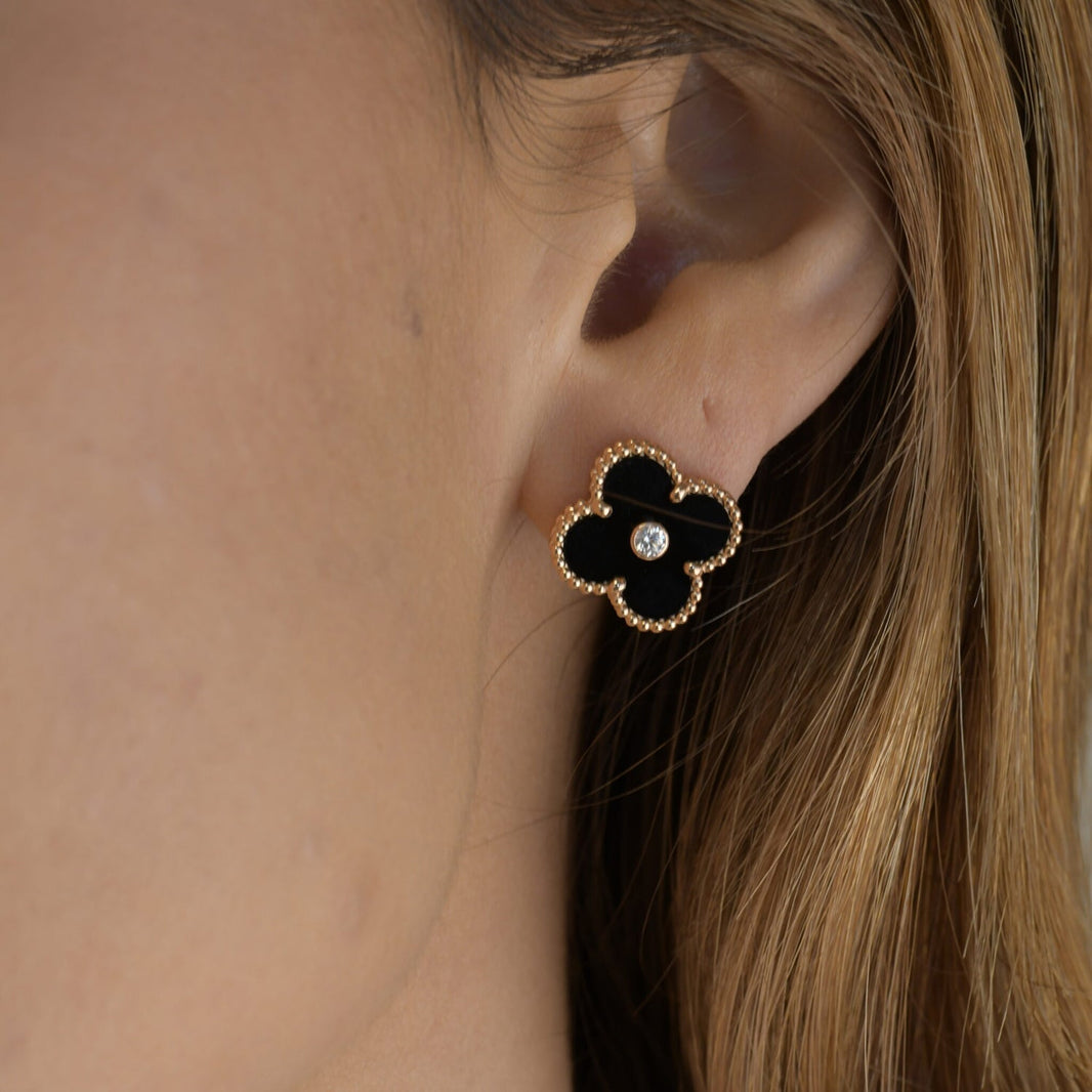 [🌹Rose💎]CLOVER MEDIUM 1 MOTIFS ONYX DIAMOND EARRINGS