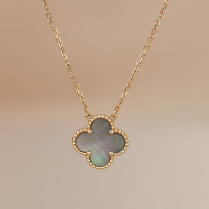[]CLOVER 15MM  GRAY MOTHER OF PEARL NECKLACE