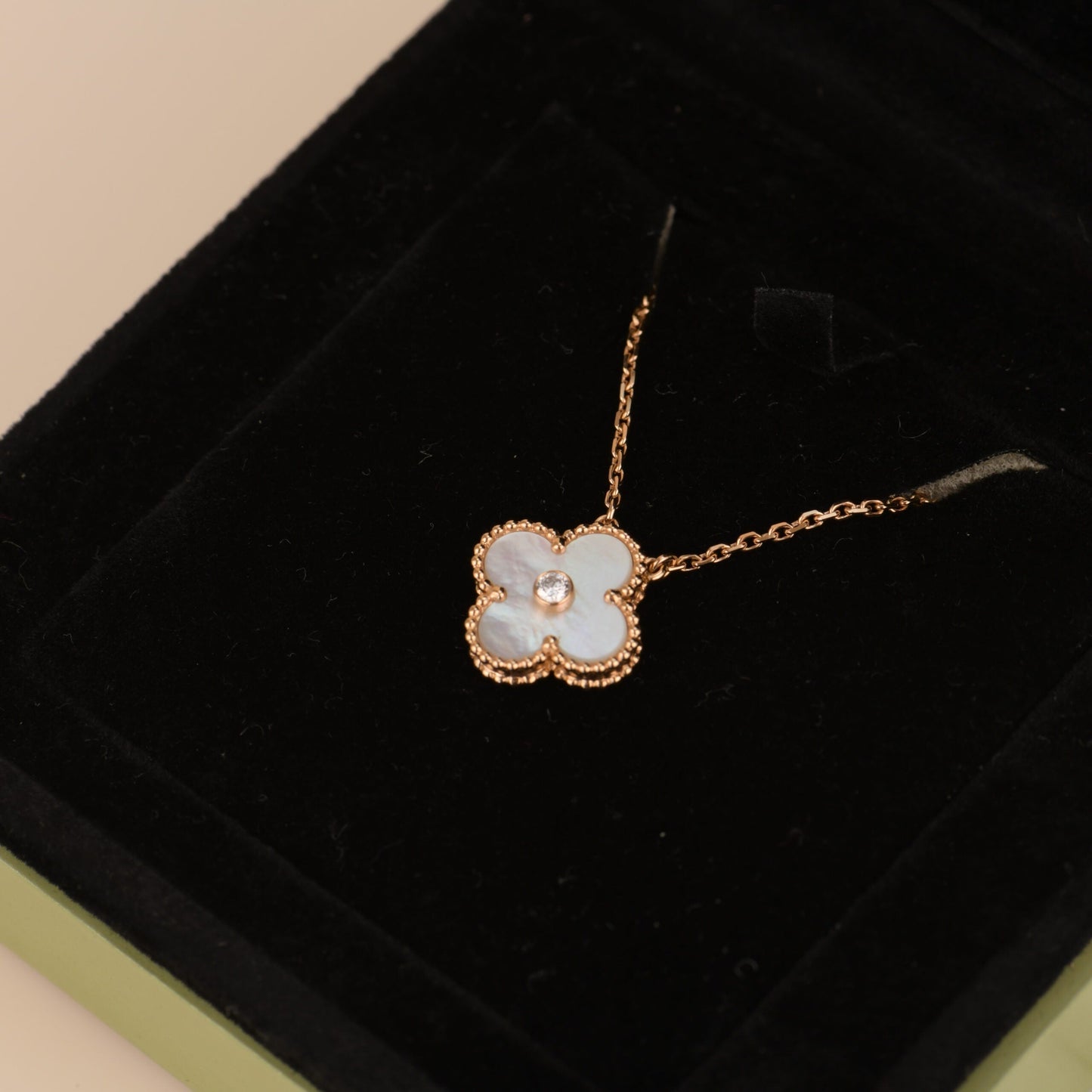 [Rose Jewelrys]CLOVER 15MM DIAMOND WHITE FRITILLARIA NECKLACE