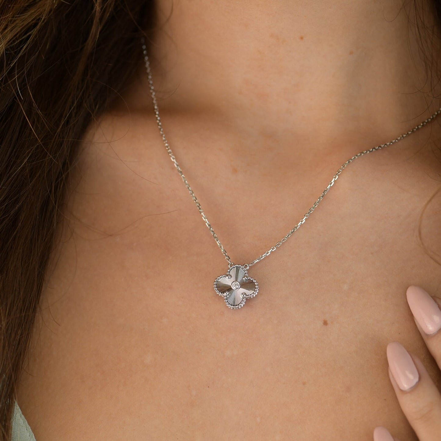 [Rose Jewelrys]CLOVER  15MM DIAMOND LASER NECKLACE SILVER