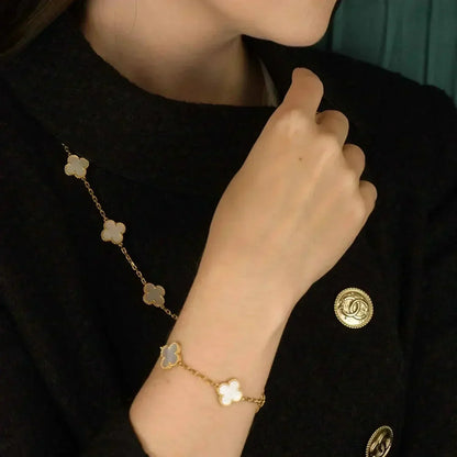 [Rose Jewelrys]CLOVER  5 MOTIF WHITE MOP BRACELET