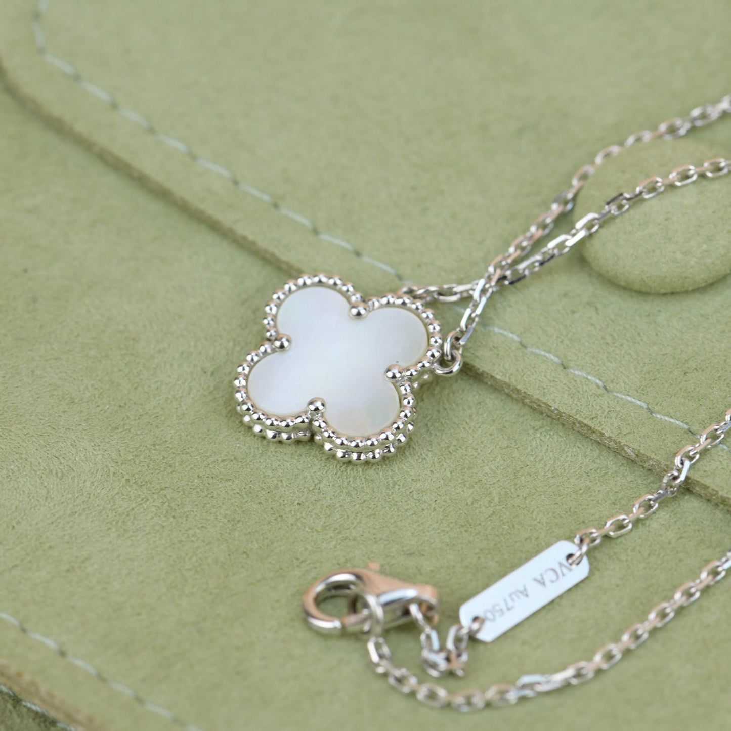 [Rose Jewelrys]CLOVER  15MM WHITE MOTHER-OF-PEARL SILVER