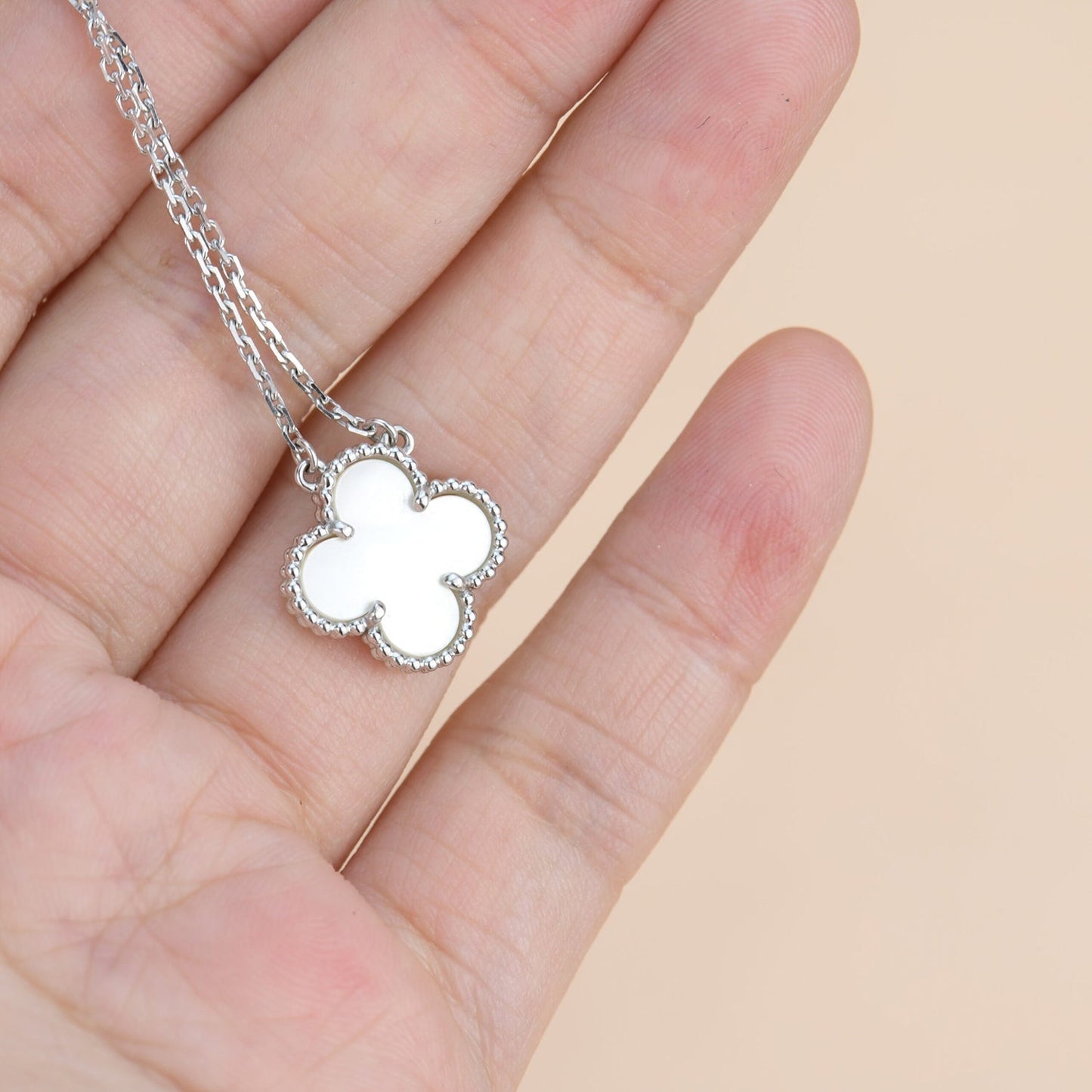 [Rose Jewelrys]CLOVER  15MM WHITE MOTHER-OF-PEARL SILVER