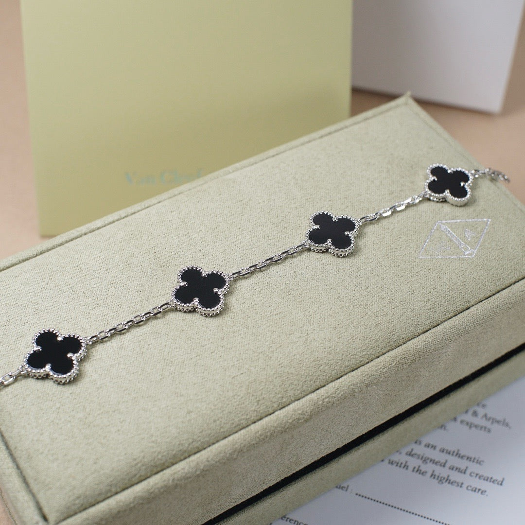 [Rose Jewelrys]CLOVER 5 MOTIF ONYXS  BRACELET SILVER