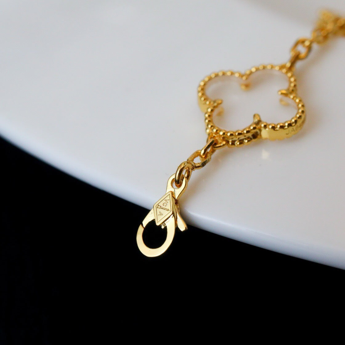 [Rose Jewelrys]CLOVER 5 MOTIF ROCK CRYSTAL PINK GOLD BRACELET