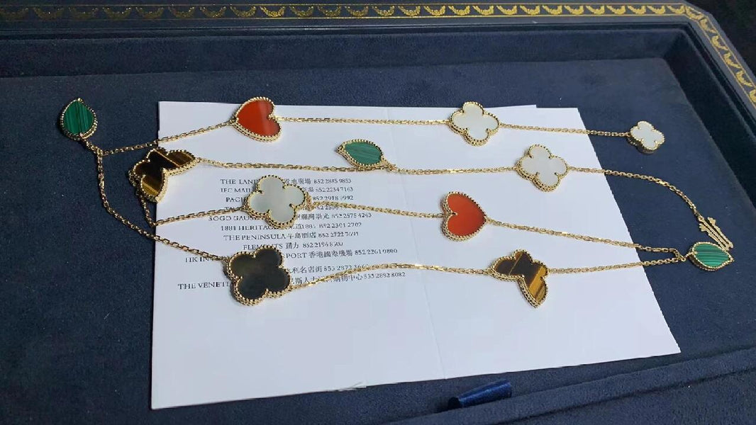 [🌹Rose💎] LUCKY CLOVER 11 MOTIF NECKLACE