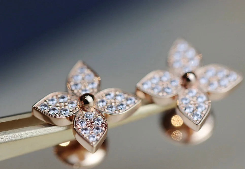 [Rose]STAR BLOSSOM STUD EARRINGS PINK GOLD DIAMONDS