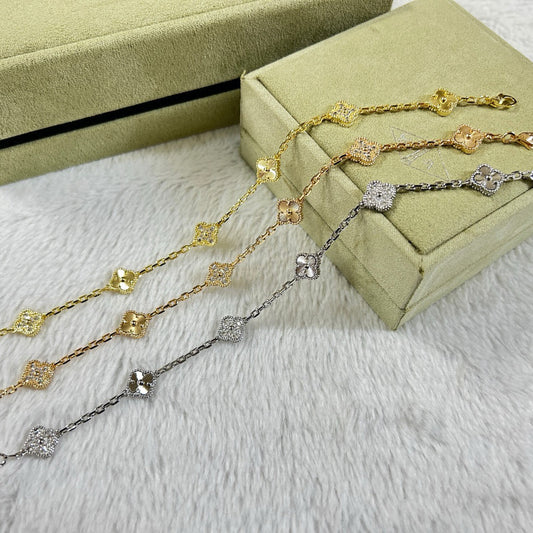 []CLOVER 6 MOTIF DIAMOND LASER BRACELET