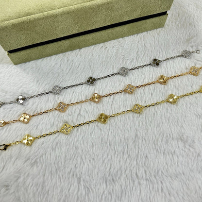 []CLOVER 6 MOTIF DIAMOND LASER BRACELET