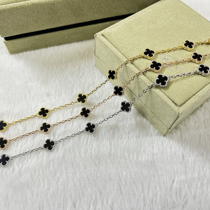 []CLOVER 6 MOTIF  ONYXS BRACELET