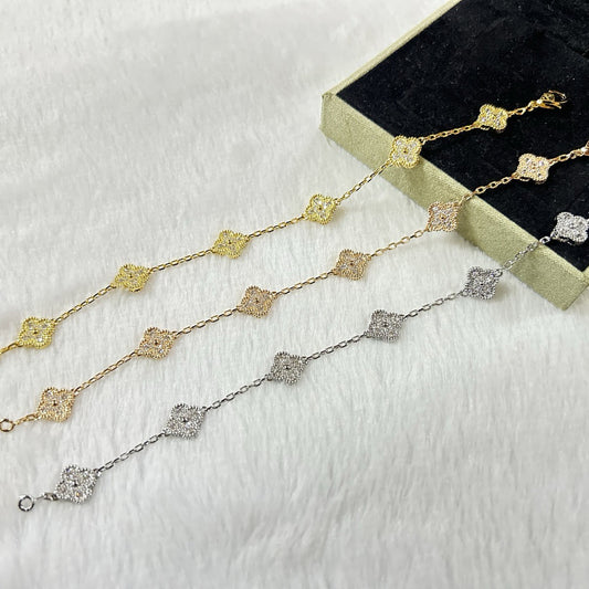 []CLOVER 6 MOTIF DIAMOND BRACELET