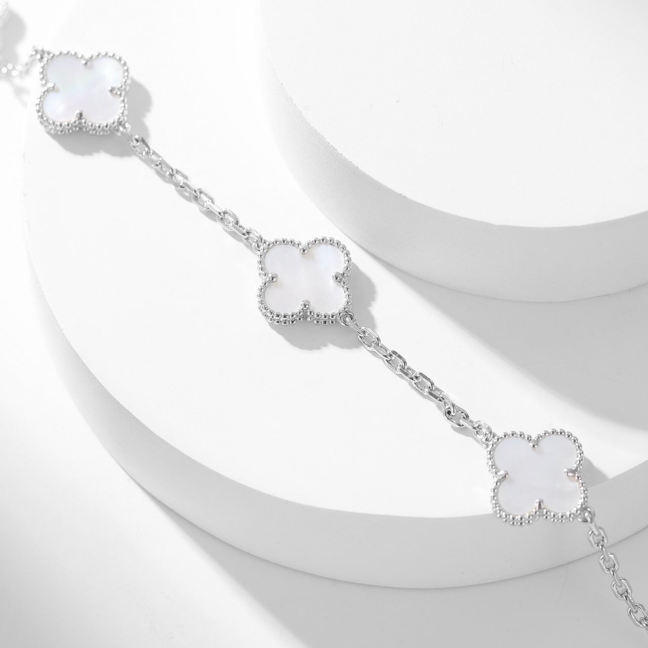 [Rose Jewelrys]CLOVER 10 MOTIFS WHITE MOTHER OF PEARL NECKLACE