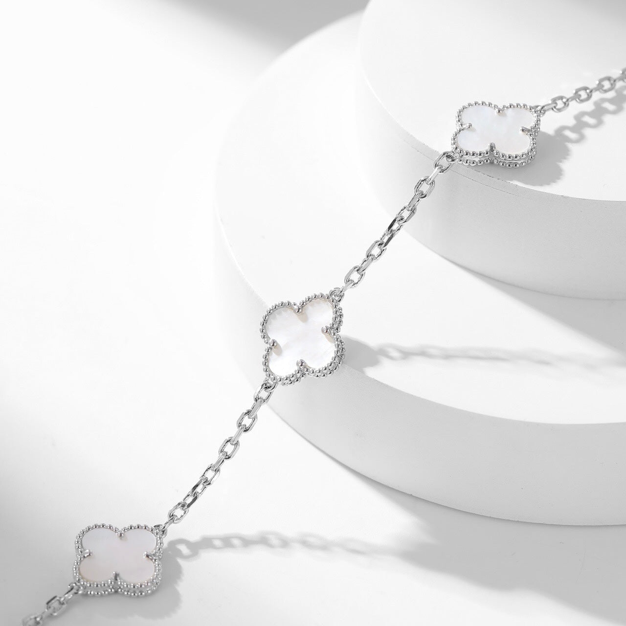 [Rose Jewelrys]CLOVER 10 MOTIFS WHITE MOTHER OF PEARL NECKLACE