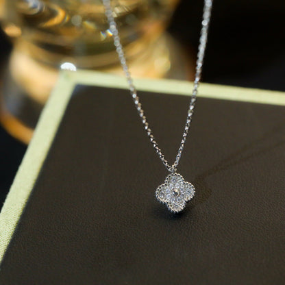 []CLOVER MINI 9.5MM PENDANT DIAMOND NECKLACE