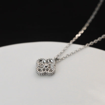 []CLOVER MINI 9.5MM PENDANT DIAMOND NECKLACE