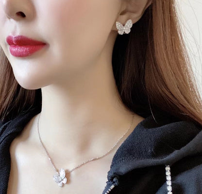 []BUTTERFLY ALL DIAMOND EARRINGS