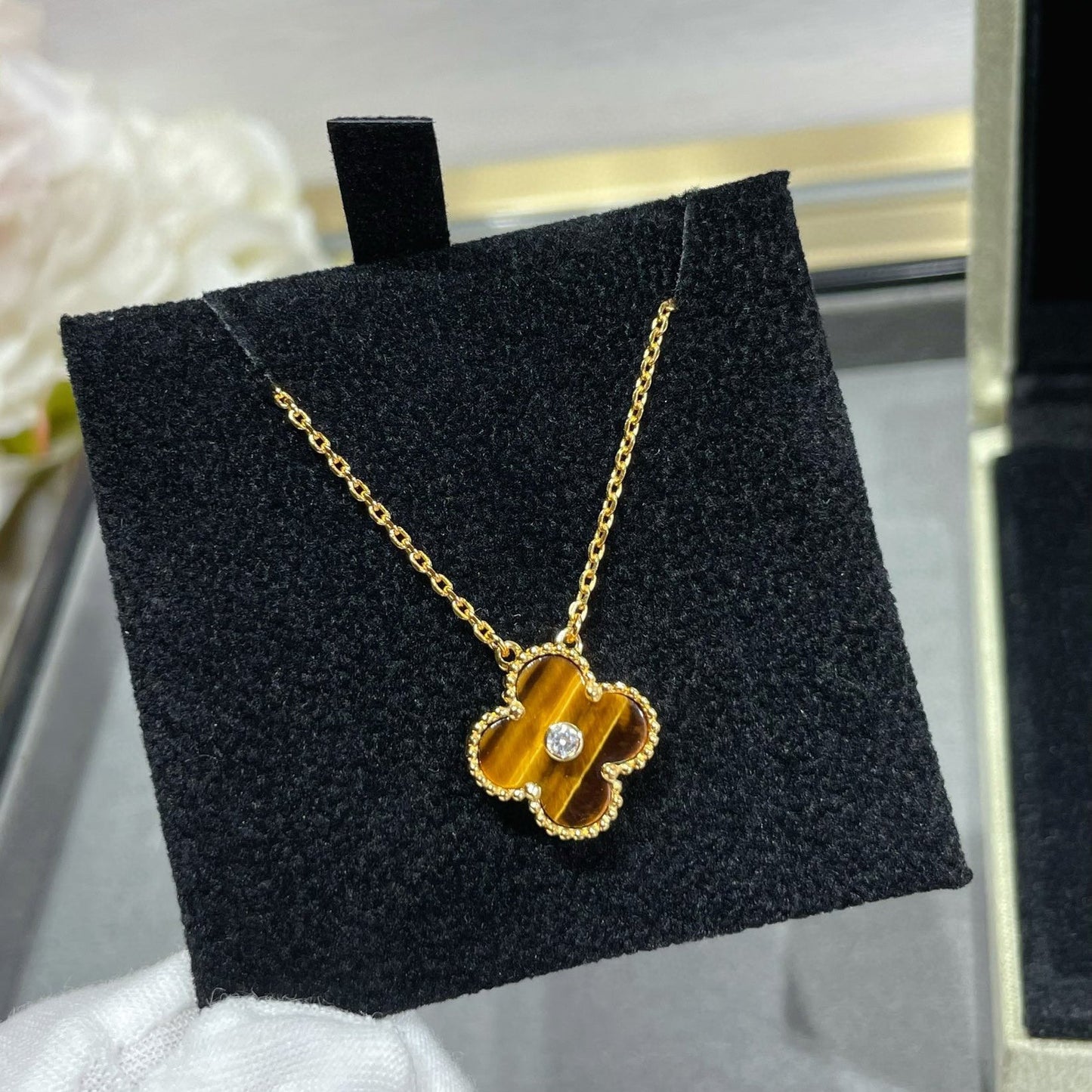 [Rose Jewelrys]CLOVER 15MM DIAMOND AND YELLOW TIGER'S EYE AGATE necklace