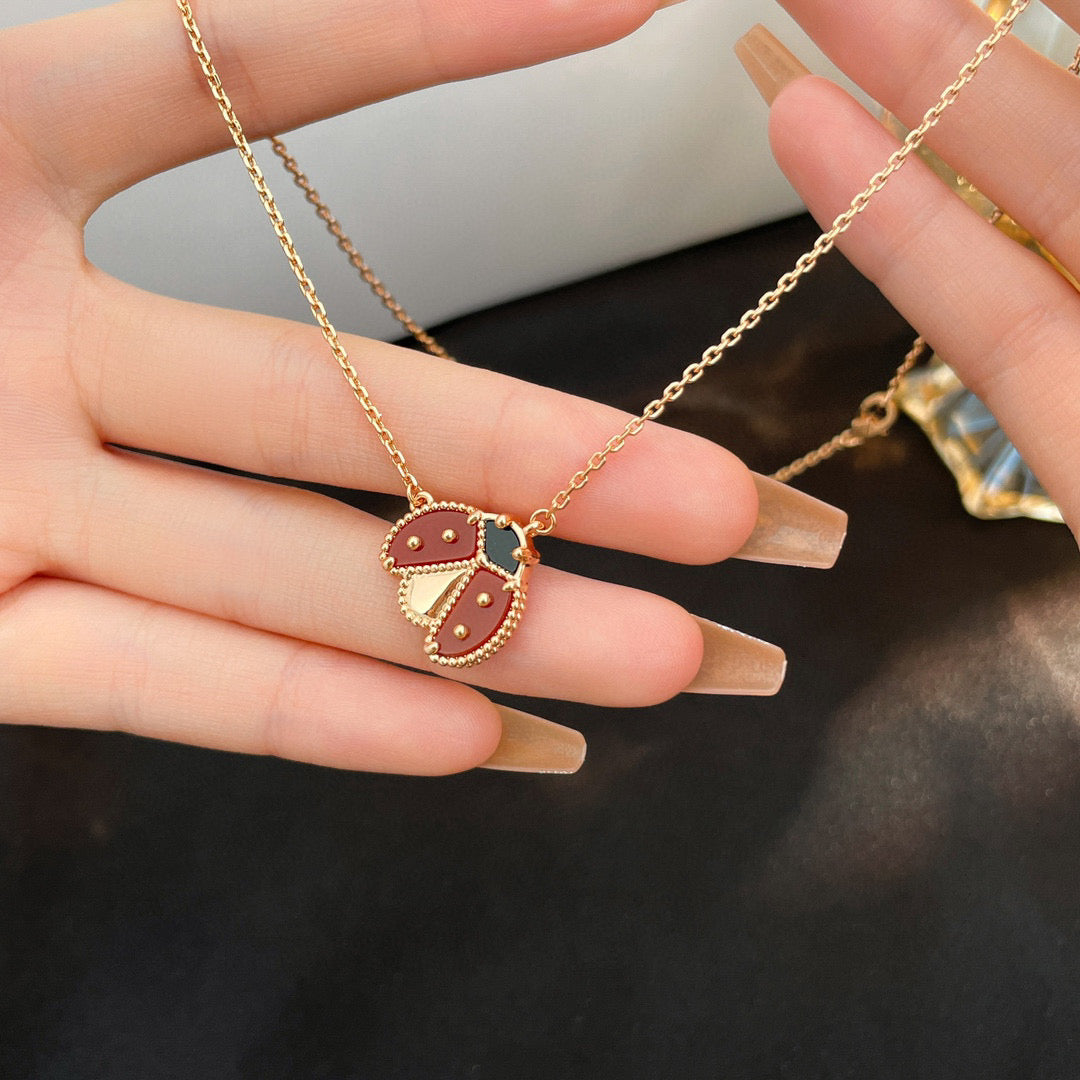 [Rose Jewelrys]LUCKY  CARNELIANS LADYBUG NECKLACE