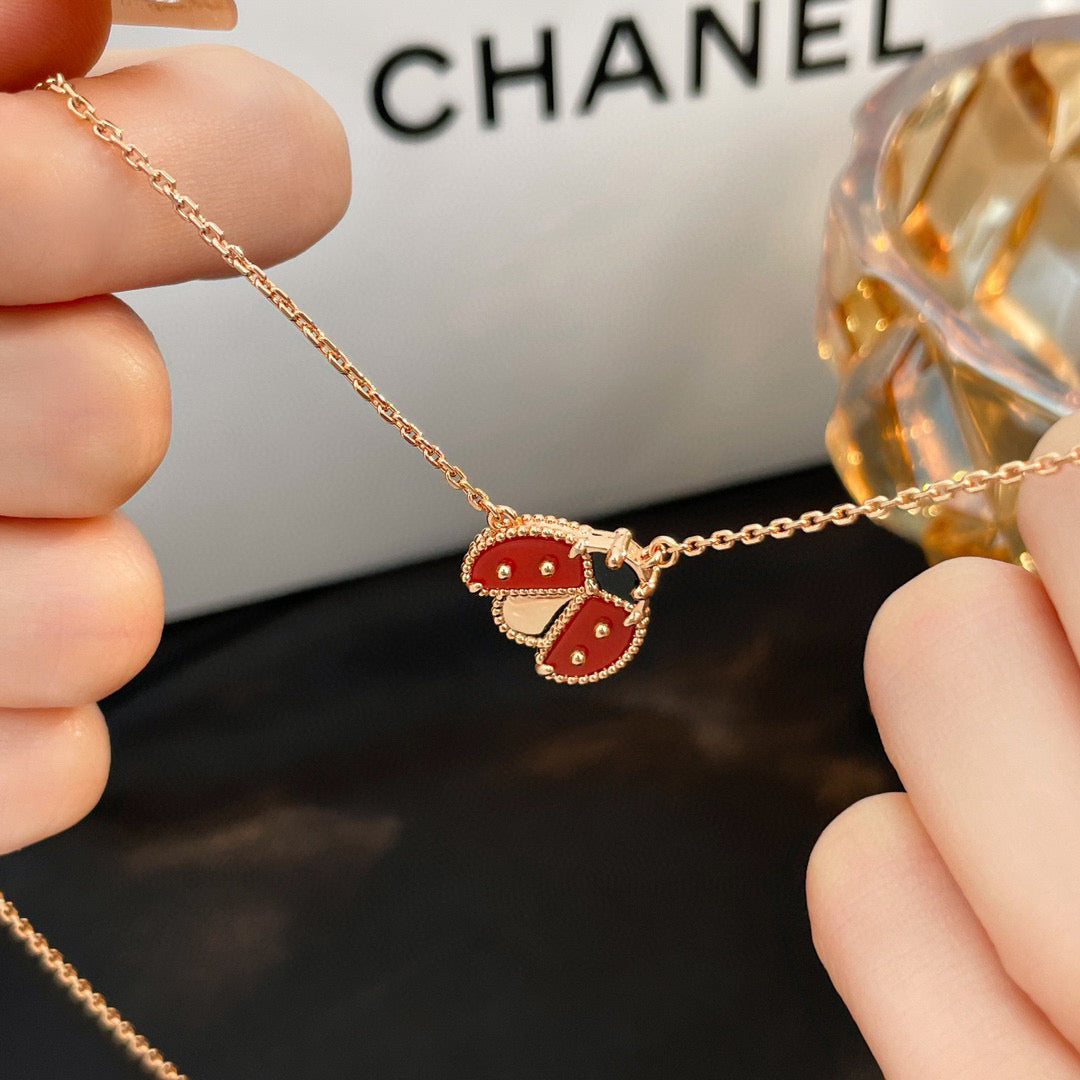 [Rose Jewelrys]LUCKY  CARNELIANS LADYBUG NECKLACE
