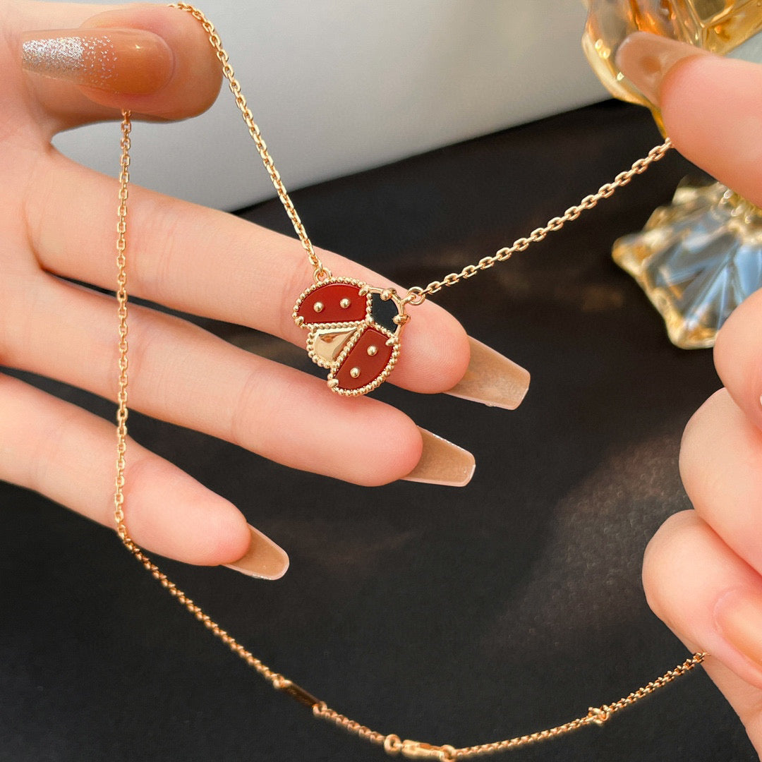 [Rose Jewelrys]LUCKY  CARNELIANS LADYBUG NECKLACE