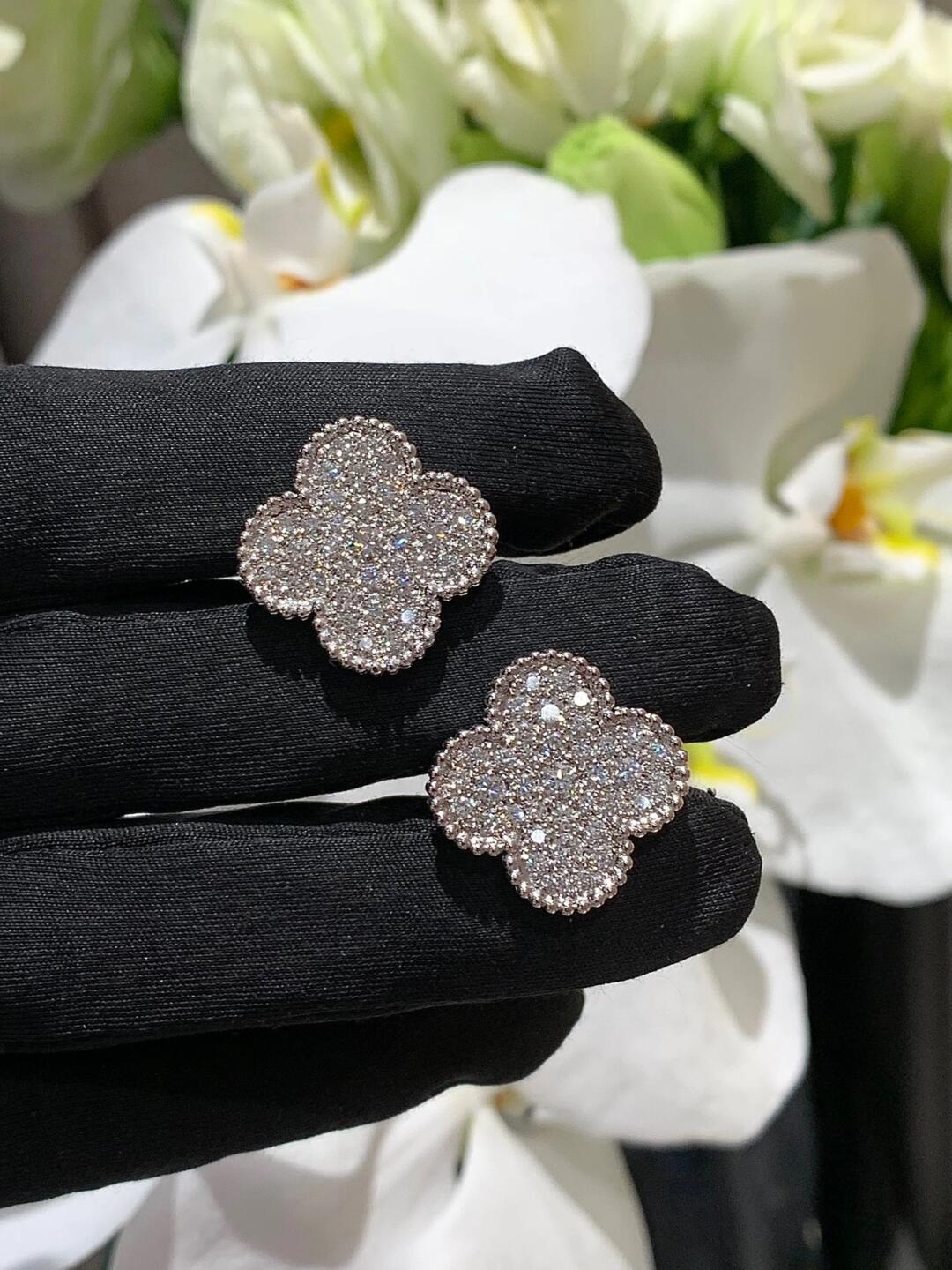 [Rose Jewelrys]CLOVER （20MM）1 MOTIFS DIAMOND STUD EARRINGS SILVER