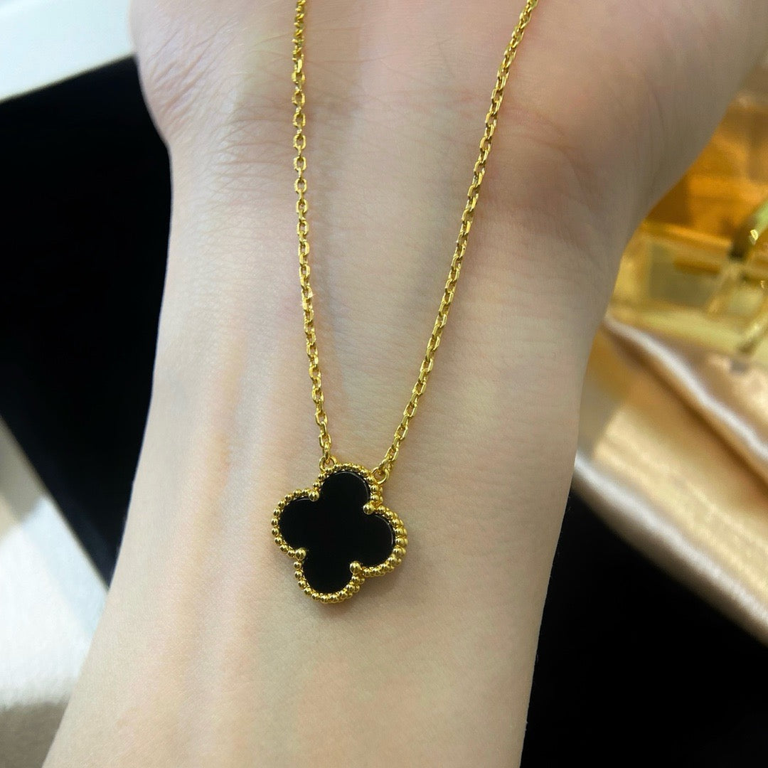 [Rose Jewelrys]CLOVER 15MM BLACK ONYX SINGLE FLOWER NECKLACE