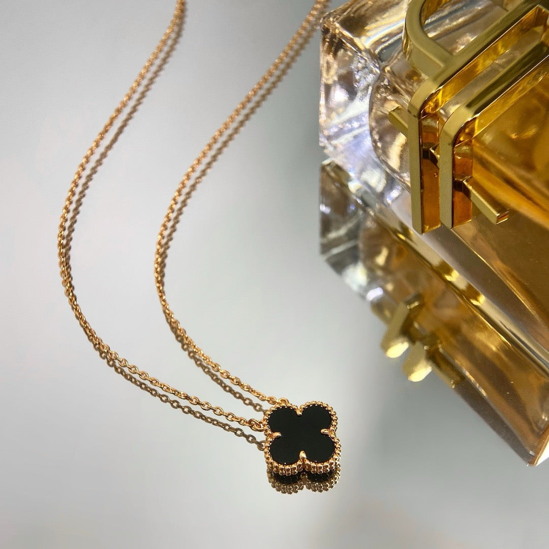 [Rose Jewelrys]CLOVER 15MM BLACK ONYX SINGLE FLOWER NECKLACE