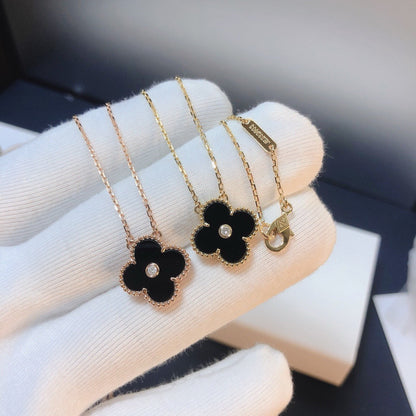 [Rose Jewelrys]CLOVER 15MM DIAMOND ONYX NECKLACE