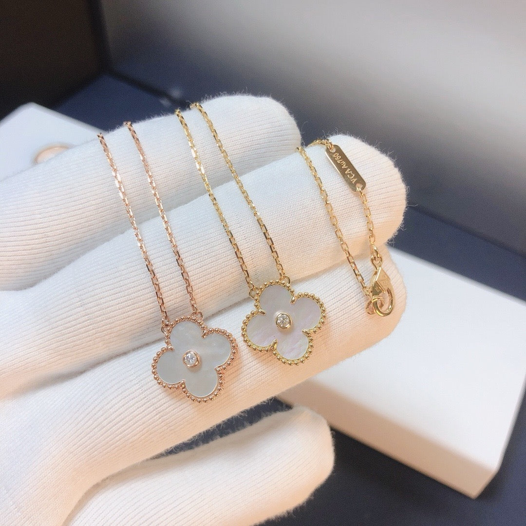 [Rose Jewelrys]CLOVER 15MM DIAMOND WHITE FRITILLARIA NECKLACE