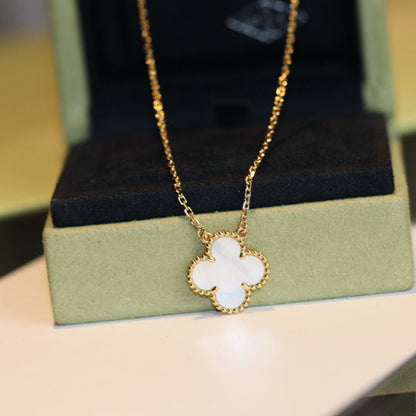 [Rose Jewelrys]CLOVER  15MM WHITE MOTHER-OF-PEARL NECKLACE