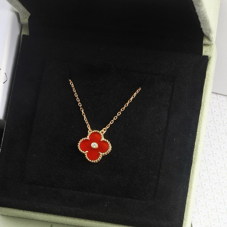 [Rose Jewelrys]CLOVER 15MM DIAMOND CARNELIAN NECKLACE