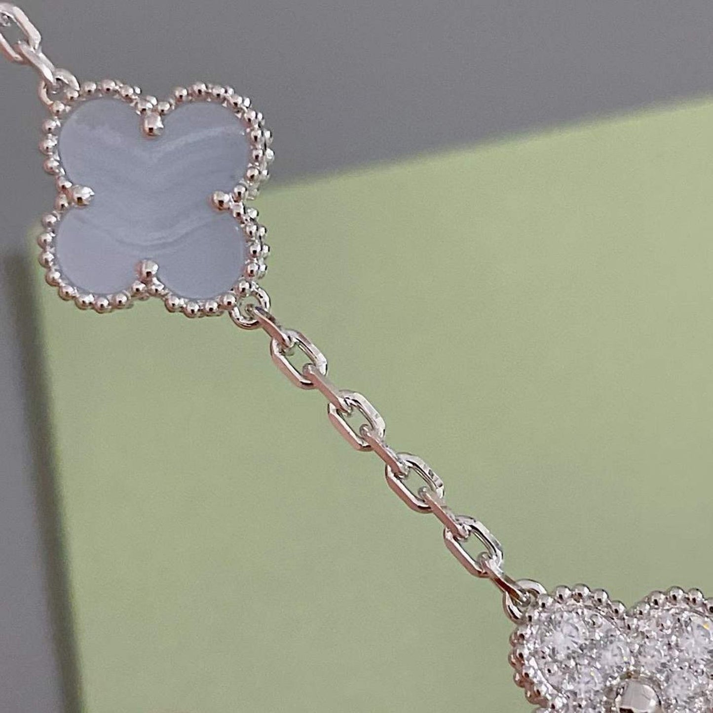 [Rose Jewelrys]CLOVER  5 MOTIF DIAMOND PURPLE CHALCEDONY BRACELET SILVER
