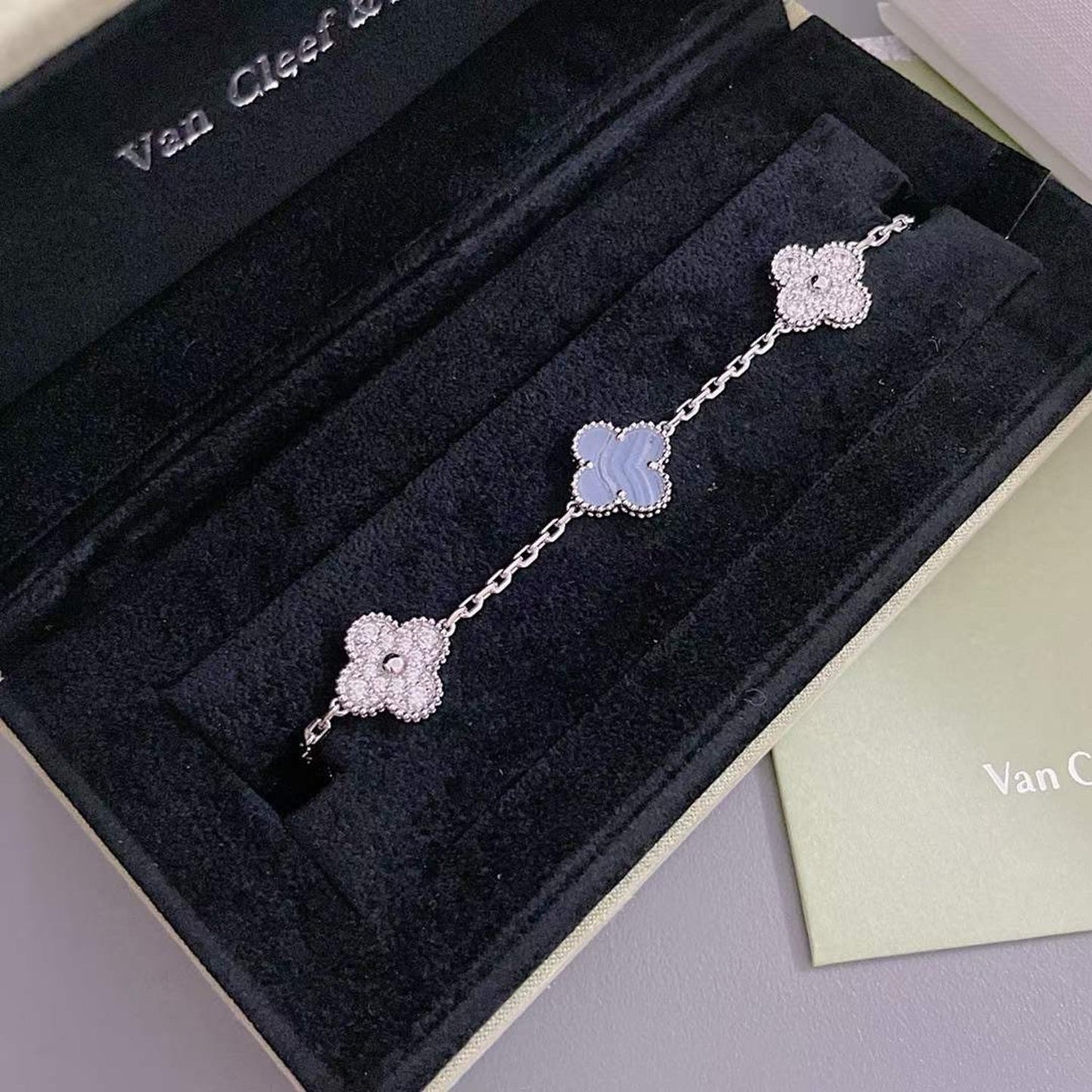 [Rose Jewelrys]CLOVER  5 MOTIF DIAMOND PURPLE CHALCEDONY BRACELET SILVER