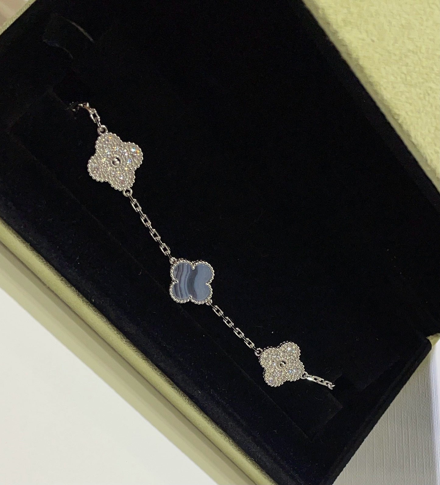 [Rose Jewelrys]CLOVER  5 MOTIF DIAMOND PURPLE CHALCEDONY BRACELET SILVER