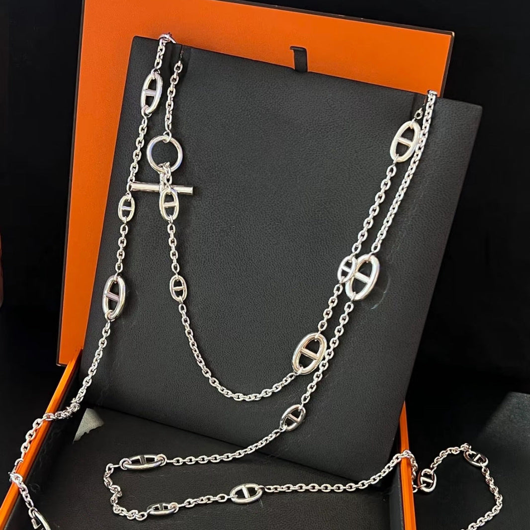 [🌹Rose💎]HM Pig Nose Sweater Necklace