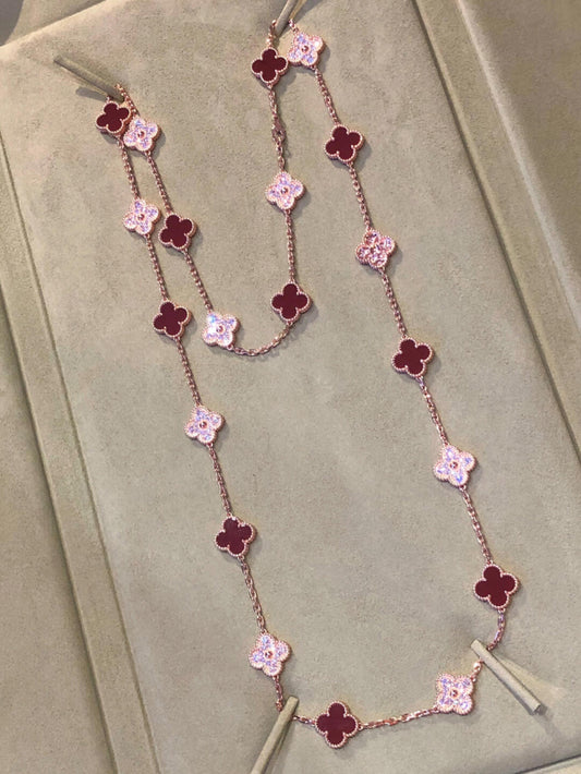 []CLOVER 20 FLOWER RED AGATE WITH DIAMONDS