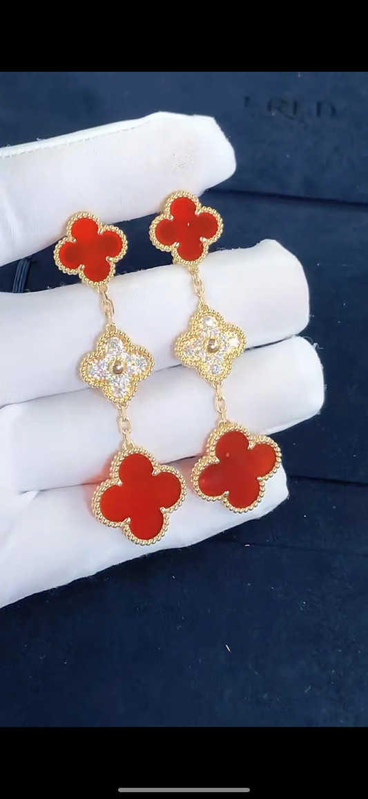 []CLOVER EARRINGS GOLD RED CORNELIAN DIAMOND 3 MOTIF