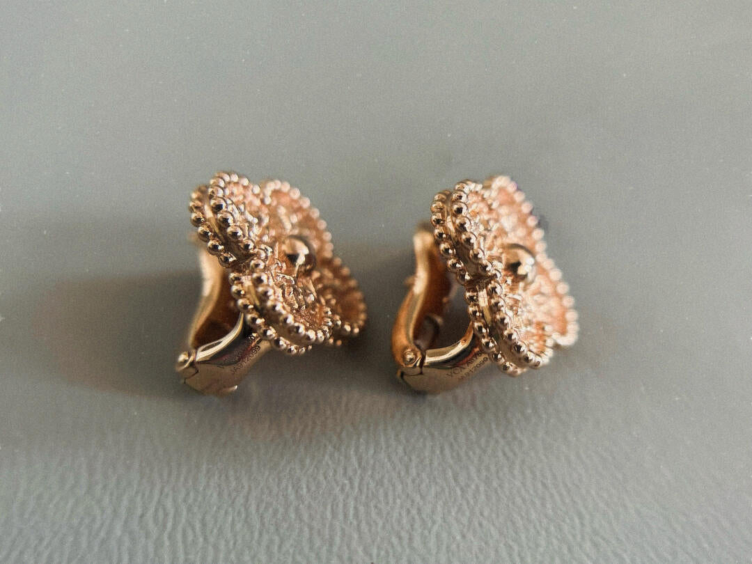 []CLOVER MEDIUM 1 MOTIFS ROSE GOLD HOT STAMPING EARRINGS