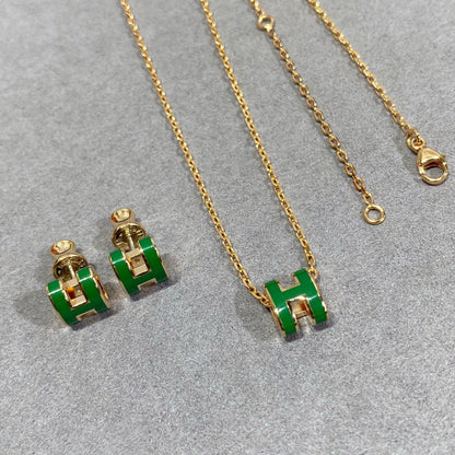 []POP H GREEN NECKLACE SILVER AND GOLD