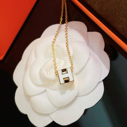 [Rose Jewelrys]H WHITE SQUARE GOLD NECKLACE